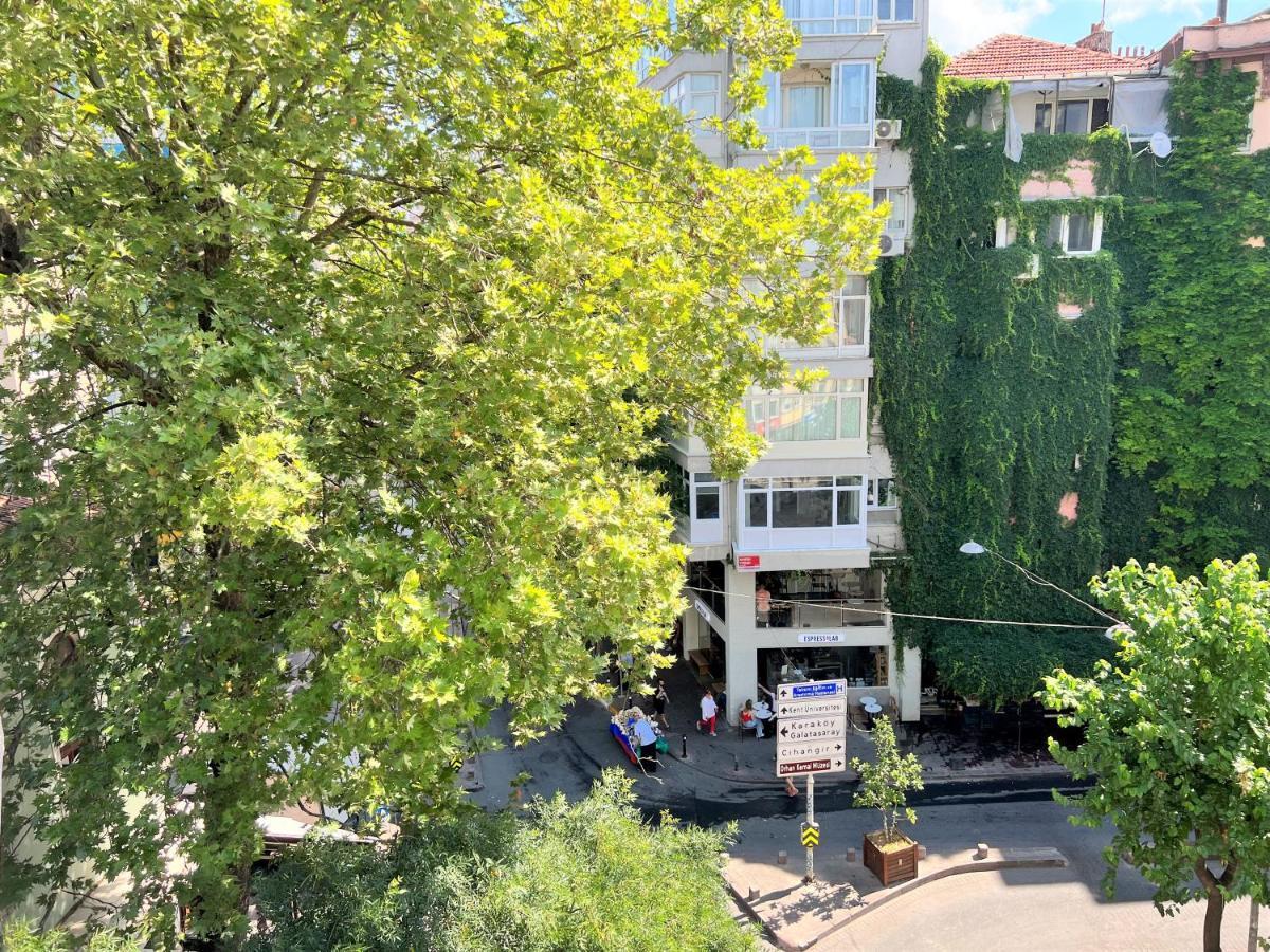 Wonder Homes- Cozy Flat, 2Br, Terrace, Cihangir, Frz3 Isztambul Kültér fotó
